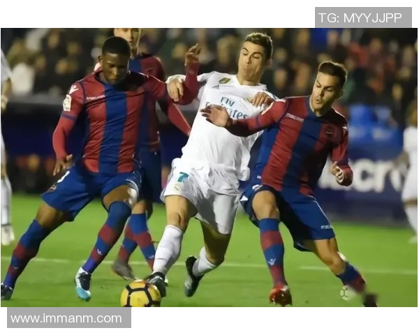 世界超级球星足球赛：球迷激情全程互动打造巅峰体验