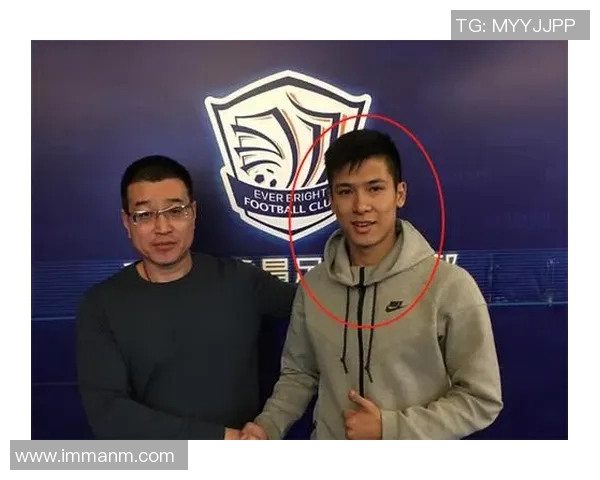 中国足球高颜值球星盘点 助力中国足球崛起的年轻帅气力量 中国足球高颜值球星盘点 助力中国足球崛起的年轻帅气力量